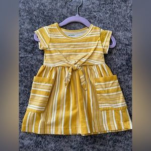 Super Cute Carters Yellow & White Striped Baby Girl Dress Size 6M
